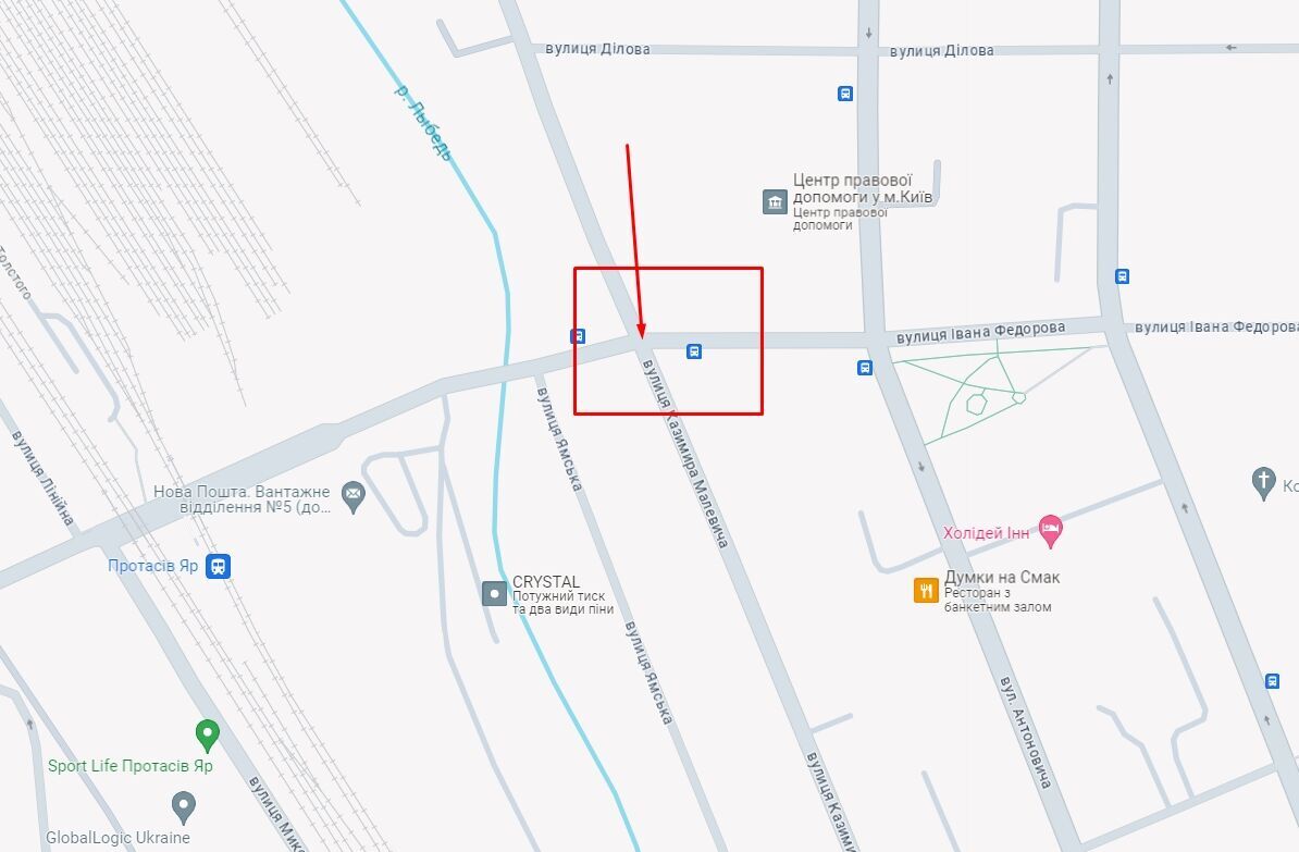 У Києві сталась аварія за участю двох легковиків: одна з машин перекинулась. Відео dqxikeidqxidqrant