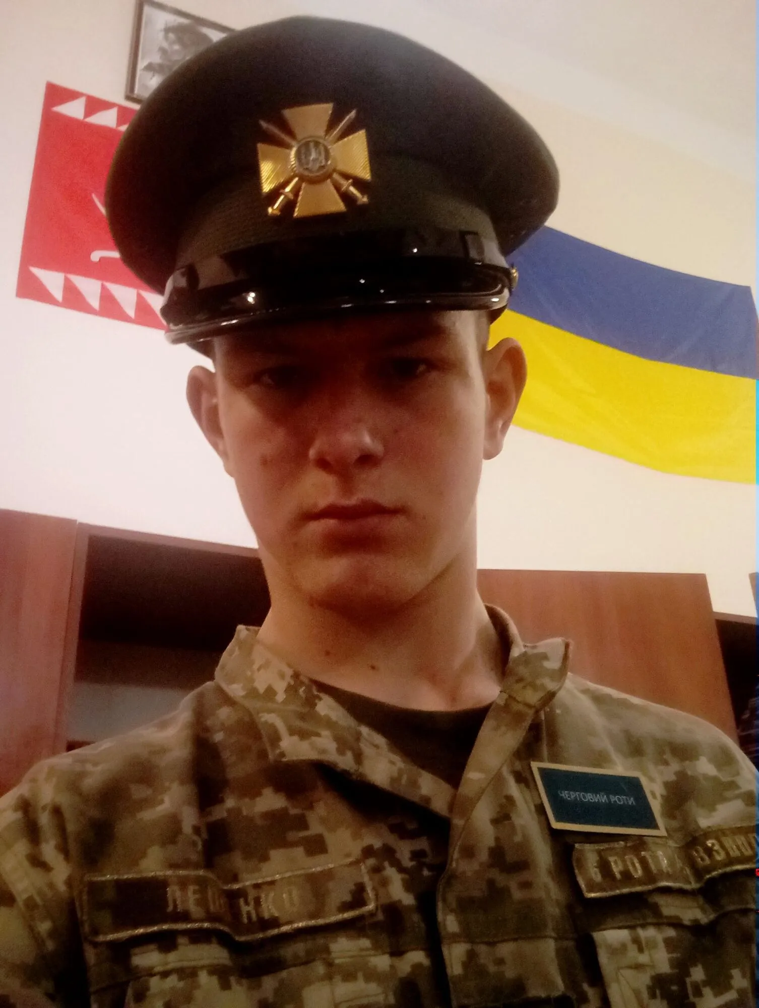    22:       .  dqxikeidqxidqeant