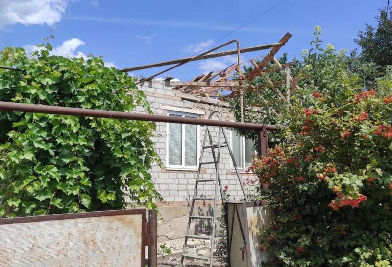 Россияне весь день обстреливали Никопольщину: повреждено несколько домов, ранен. Фото