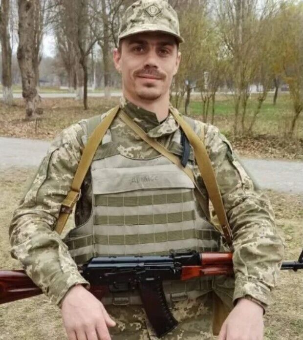 Пішов на фронт добровольцем: у боях на Донеччині загинув 34-річний захисник із Одещини. Фото dqxikeidqxidqeant