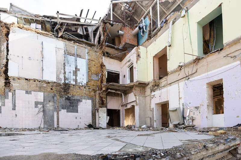 Зеленская показала, как выглядит разрушенная российской ракетой