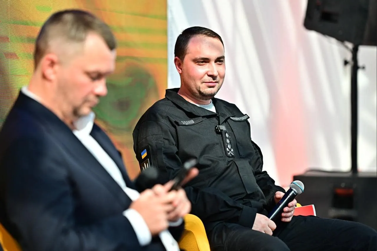 Буданов на сцені dqxikeidqxidqeant