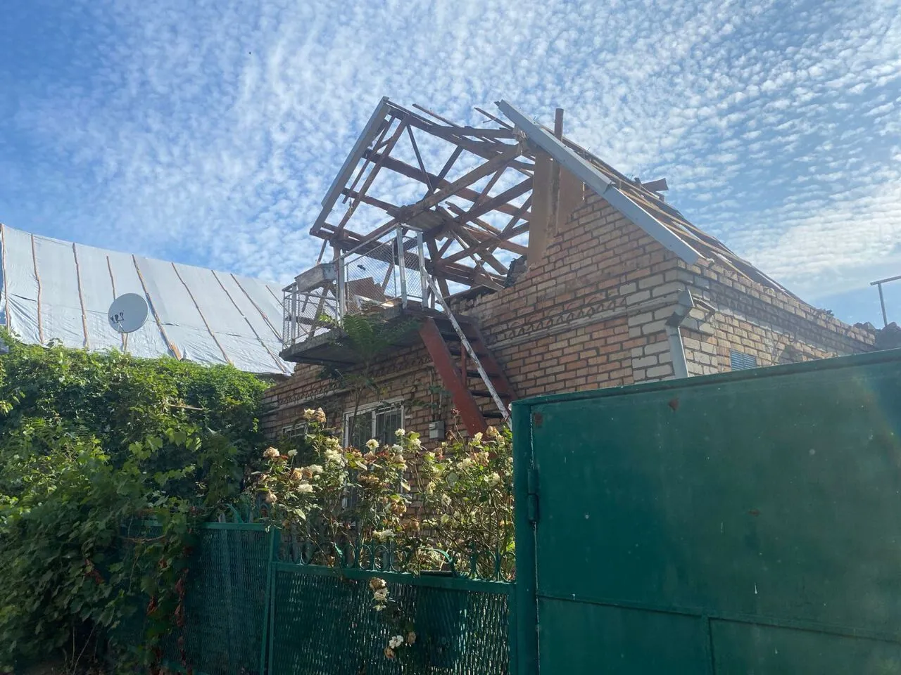 The Russians shelled the Nikopol region again: they were wounded and destroyed. Photo dqxikeidqxidqeant