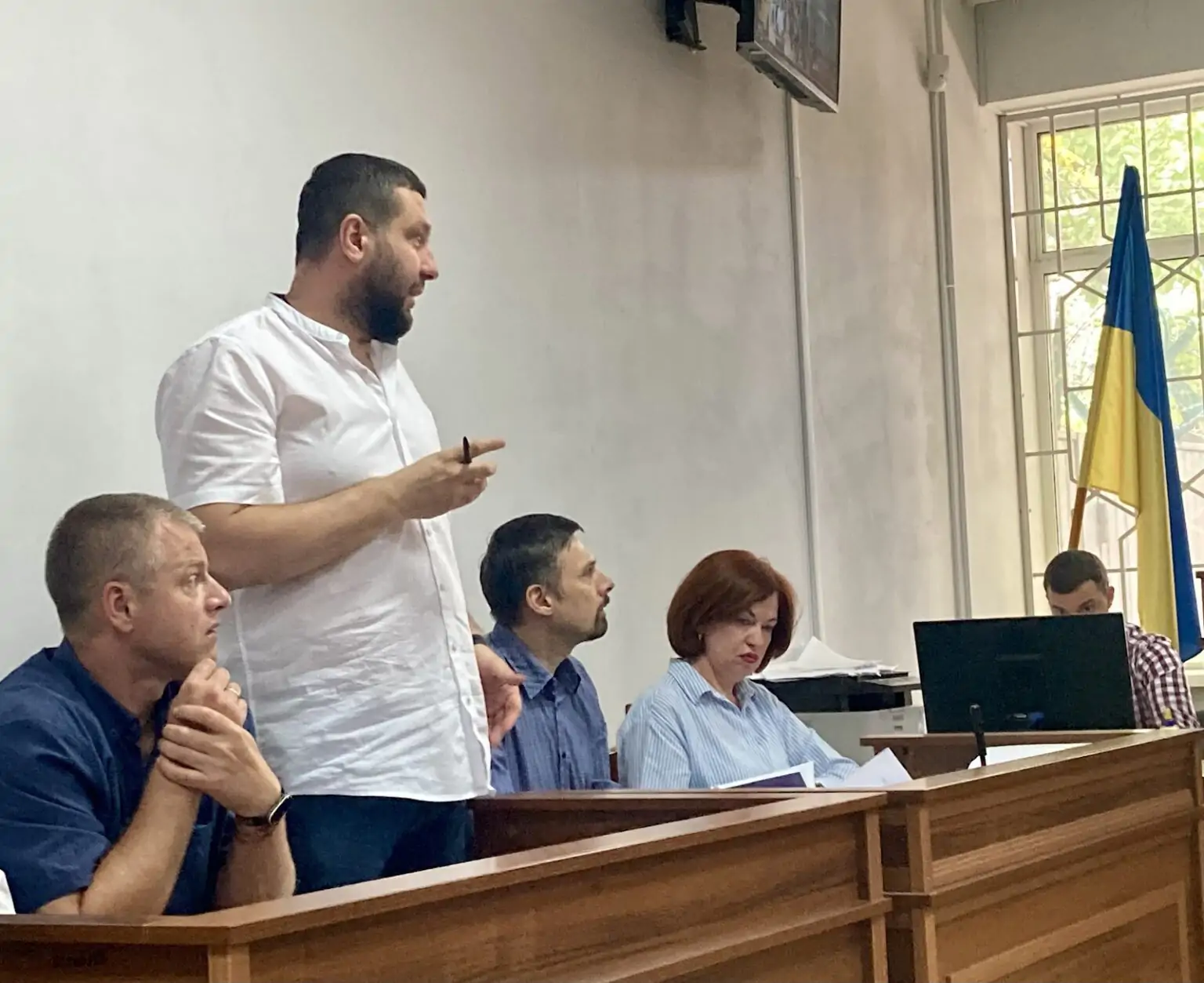   ,    ,     (  )      13- 