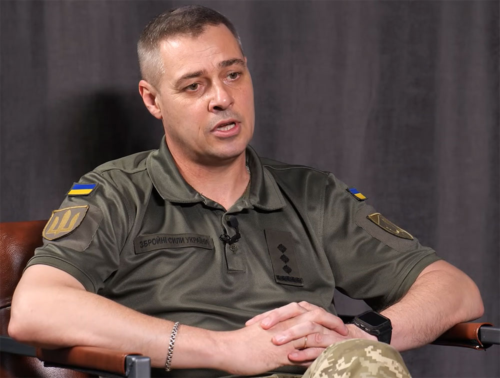 За версією слідства, полковник Роман Скрипник вирішив делікатне прохання керівниці апарату Черкаської ОДА Олени Бортник щодо мобілізації