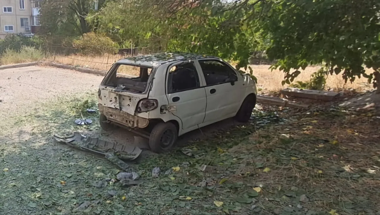 The occupiers fired artillery at Nikopol: a man was killed, and a child was among the injured. Photo eiqrdirdiqkxant