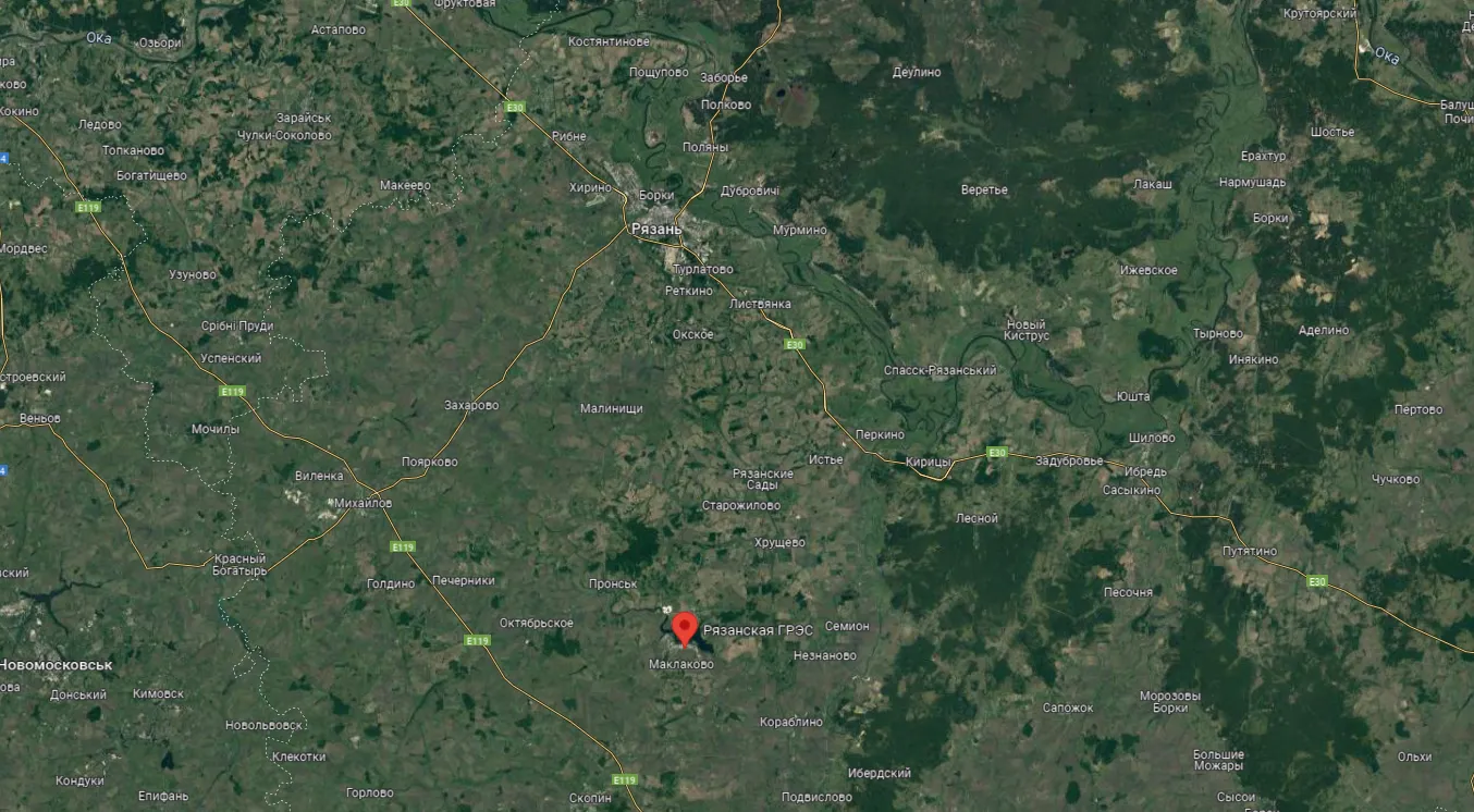 Cпершу був вибух: в Росії спалахнула пожежа на Рязанській ГРЕС, піднявся дим. Відео dqxikeidqxidqrant