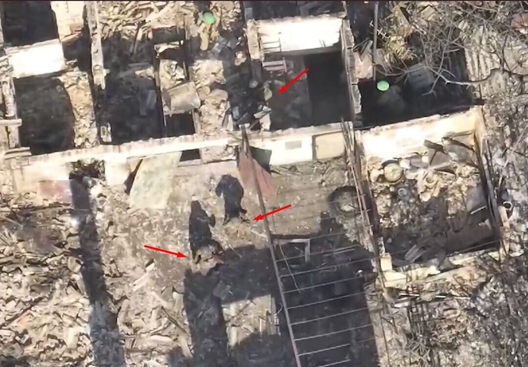 Захисники України знищили штурмову групу окупантів на Торецькому напрямку і захопили полонених. Відео