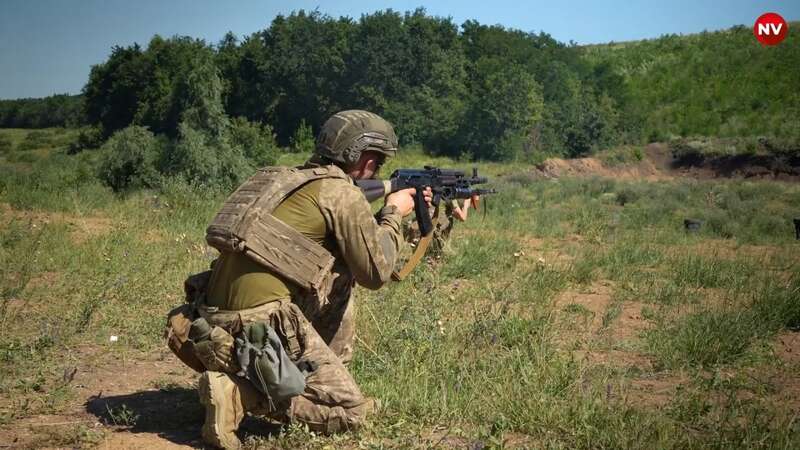    (:   / NV) dqxikeidqxidqeant