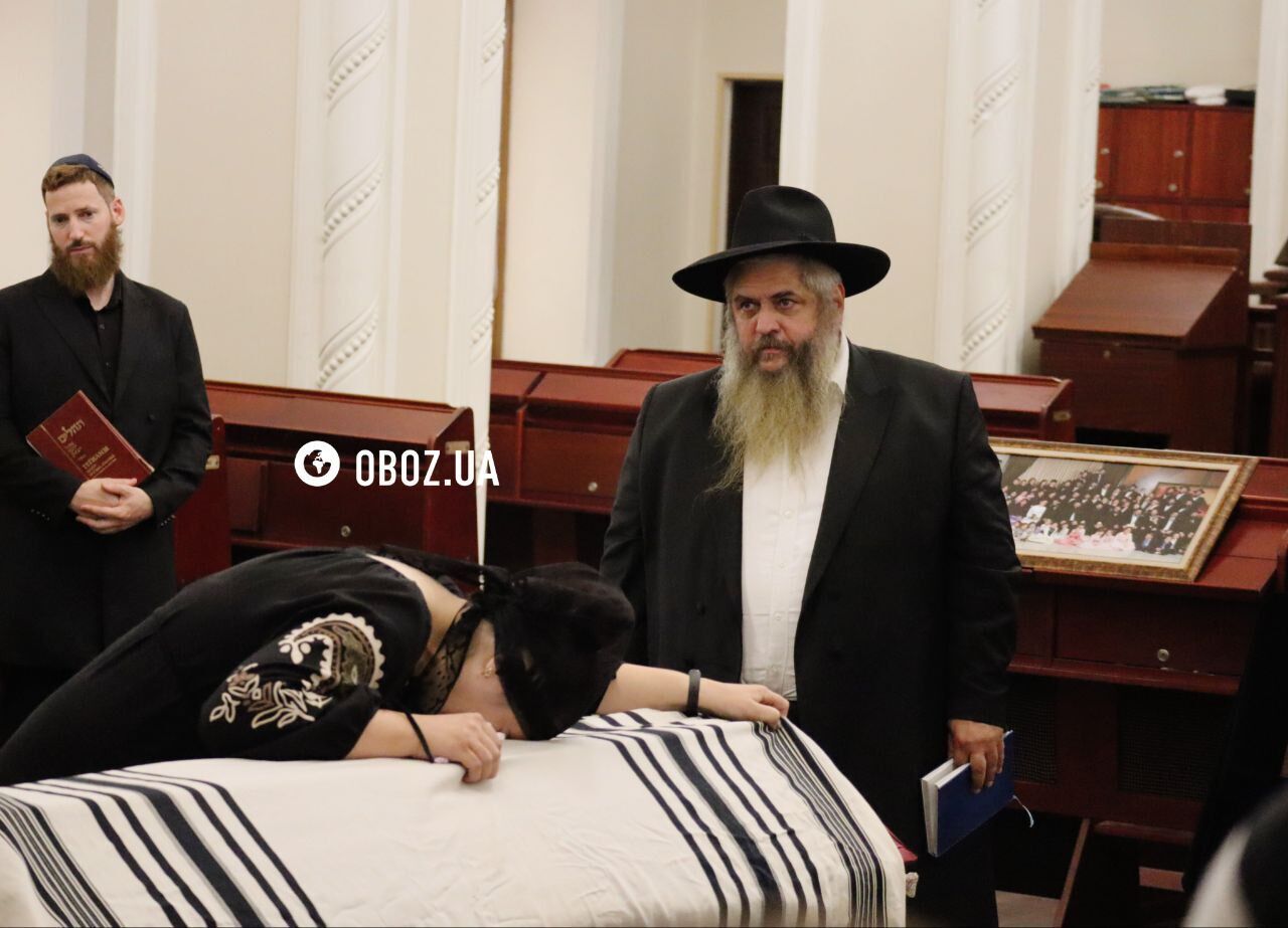 Погиб на поле боя: в Киеве попрощались с сыном главного раввина Украины. Фото