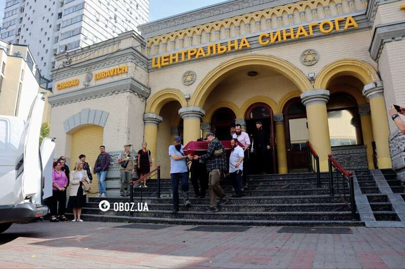 Погиб на поле боя: в Киеве попрощались с сыном главного раввина Украины. Фото