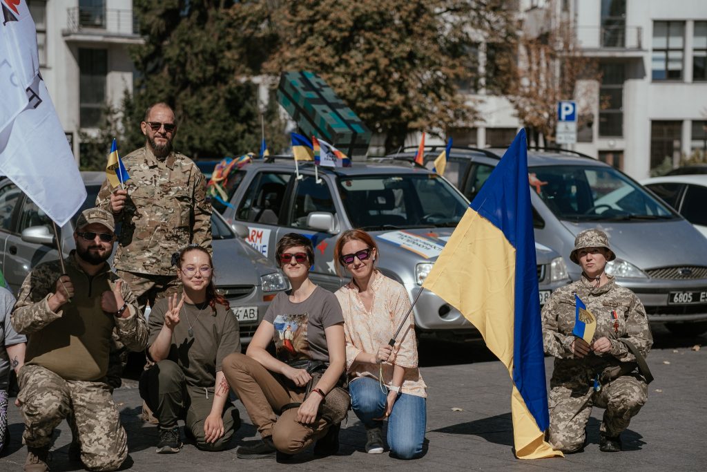 В Харькове состоялся ЛГБТК+ марш в формате АвтоПрайда 7 dqxikeidqxidqrant