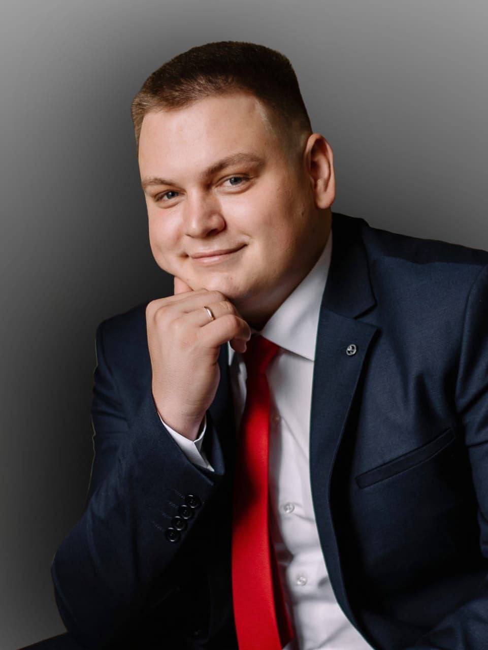 Ему навсегда будет 23: на фронте погиб преподаватель из Киевщины, ставший командиром танкового взвода. Фото dqxikeidqxidqeant