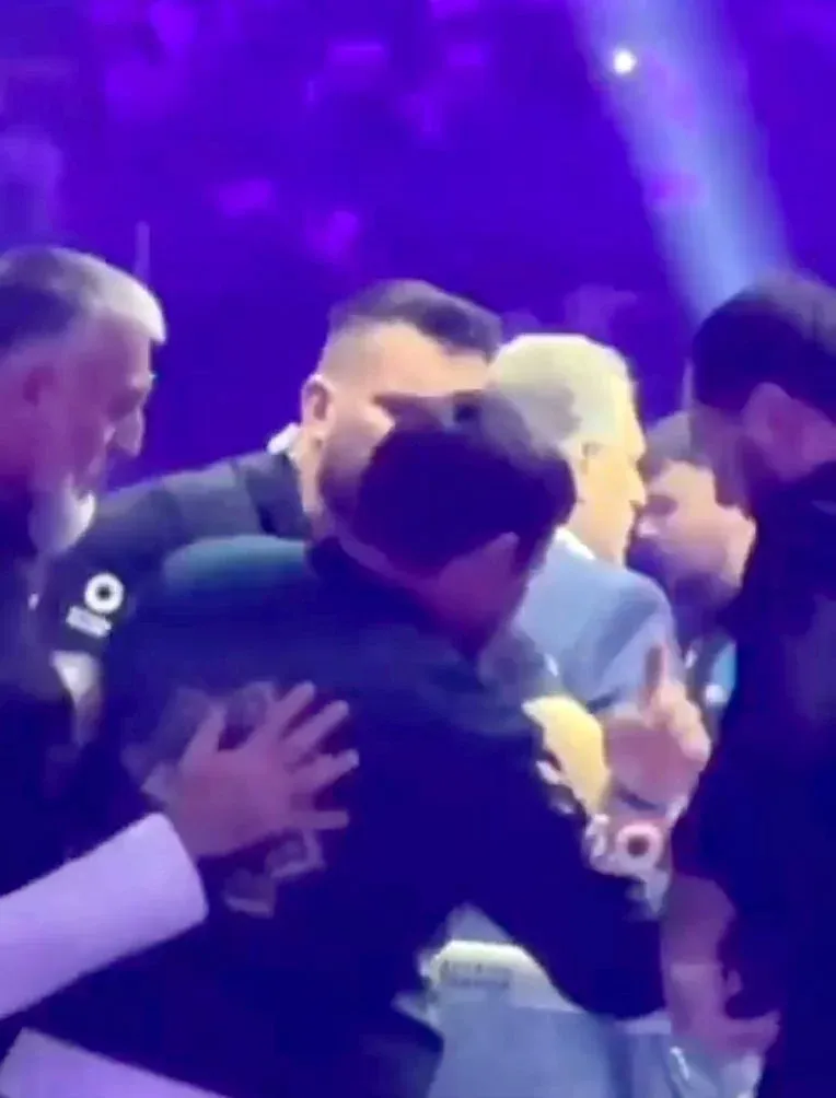 Рамзана Кадирова принизили під час чемпіонського боксу у Саудівській Аравії. Відео dqxikeidqxidqeant