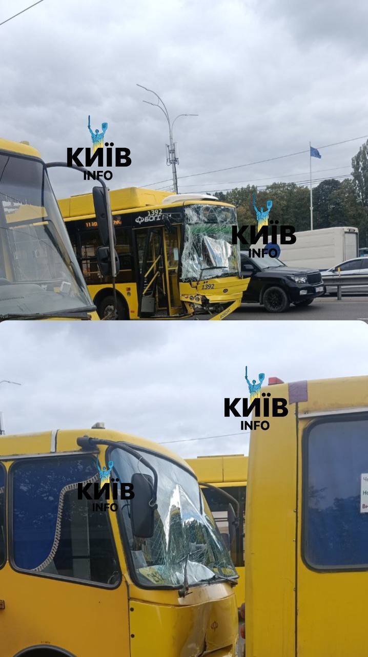 В Киеве на ВДНХ произошла ДТП с участием троллейбуса и двух маршруток. Подробности, фото и видео