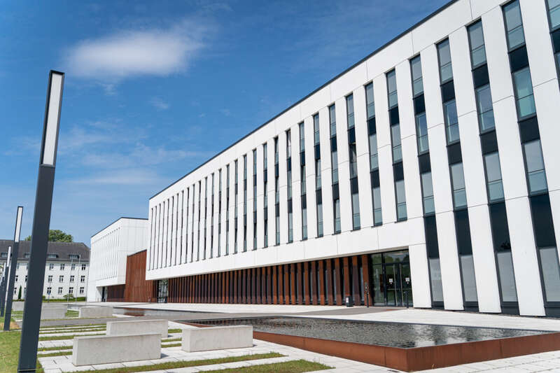 військово-морський штаб, військова база, Росток, Німеччина, Балтійське море, НАТО dqxikeidqxidqrant