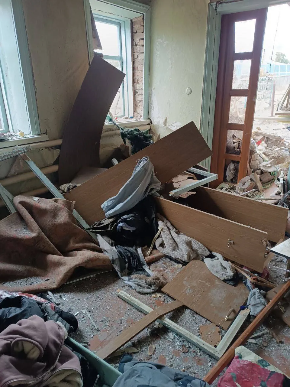 Окупанти били дронами: на Черкащині та Київщині внаслідок ворожої атаки пошкоджено будинки і підприємство. Фото