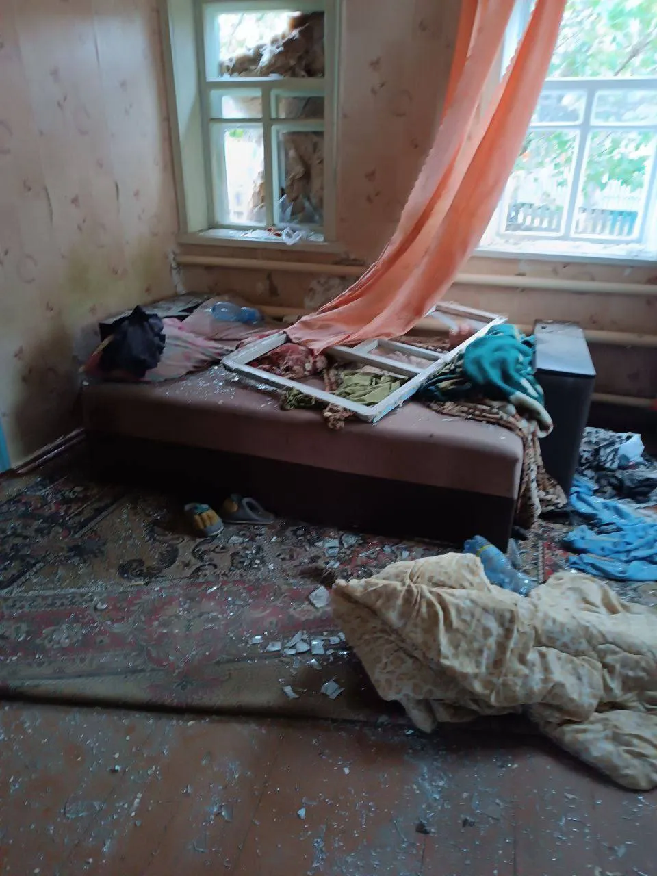 Окупанти били дронами: на Черкащині та Київщині внаслідок ворожої атаки пошкоджено будинки і підприємство. Фото