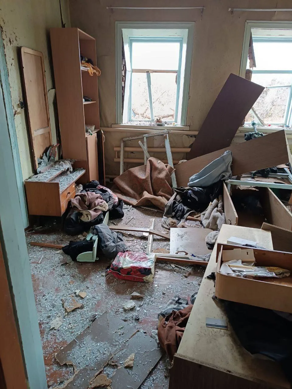 Окупанти били дронами: на Черкащині та Київщині внаслідок ворожої атаки пошкоджено будинки і підприємство. Фото