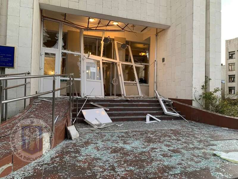 Russian drones shot down in Kyiv in the morning: damage from falling debris. Photo dqxikeidqxidqrant