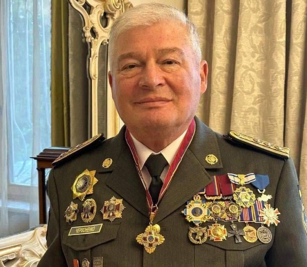 Yevhen Chervonenko dqxikeidqxiqdxant