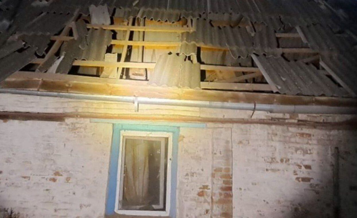 Russia attacked Nikopol region: houses, cars, and power lines damaged. Photo dqxikeidqxidqrant