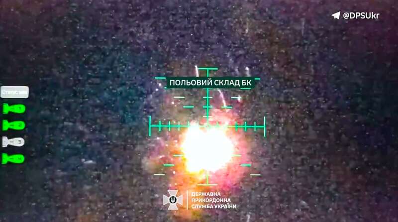 Border guards in Luhansk destroyed three Russian army ammunition depots. Video dqxikeidqxidqrant