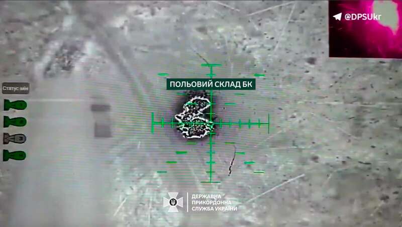 Border guards in Luhansk destroyed three Russian army ammunition depots. Video