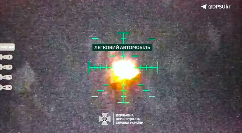 Border guards in Luhansk destroyed three Russian army ammunition depots. Video