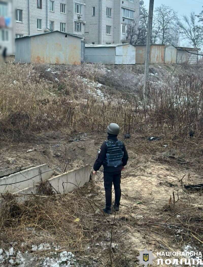 Пошкоджені житлові будинки та лінії електромережі: у КОВА розповіли про наслідки російської атаки на Київщину. Фото dqxikeidqxidqeant