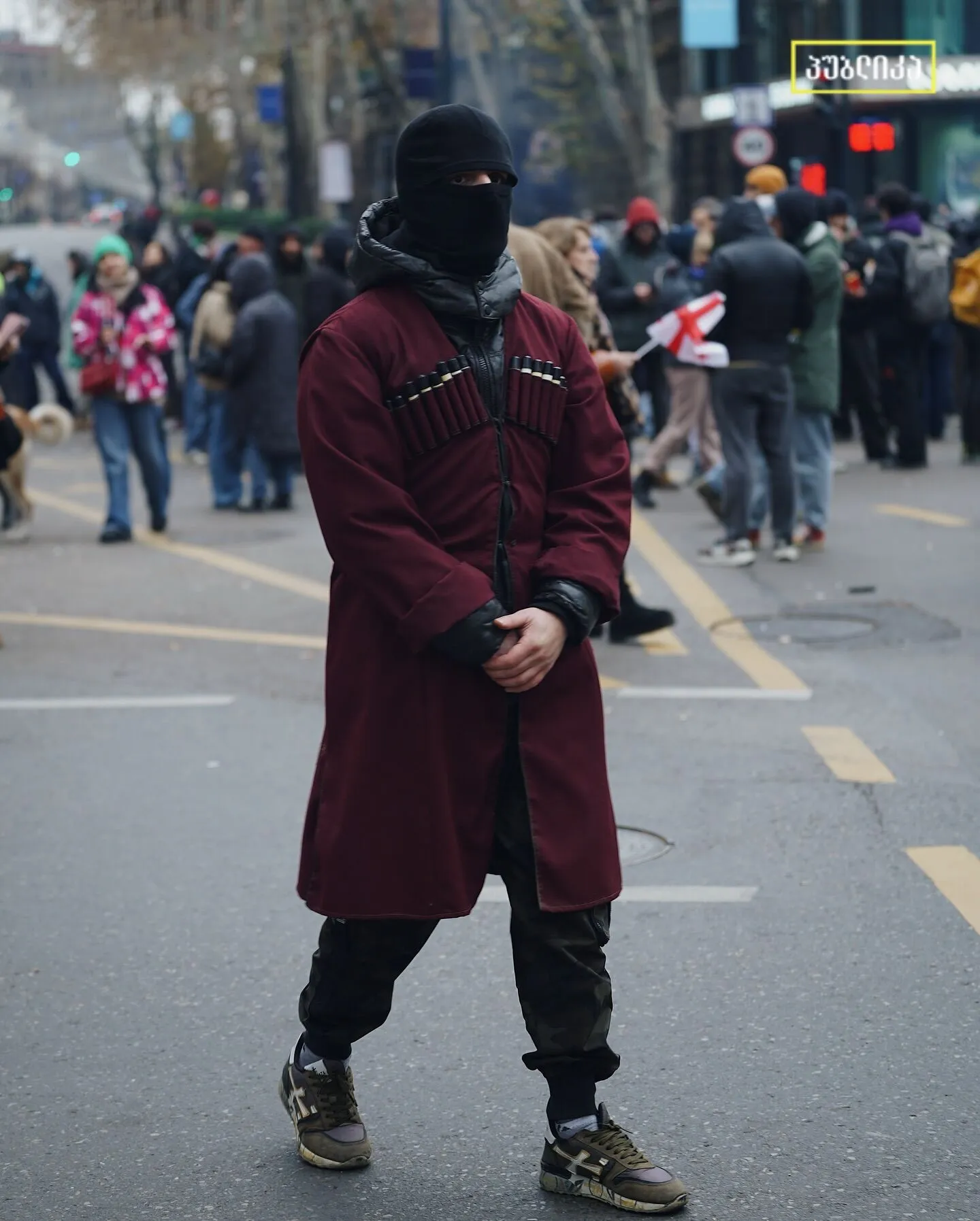 У Грузії люди знову вийшли на протести після нічного розгону. Фото та відео
