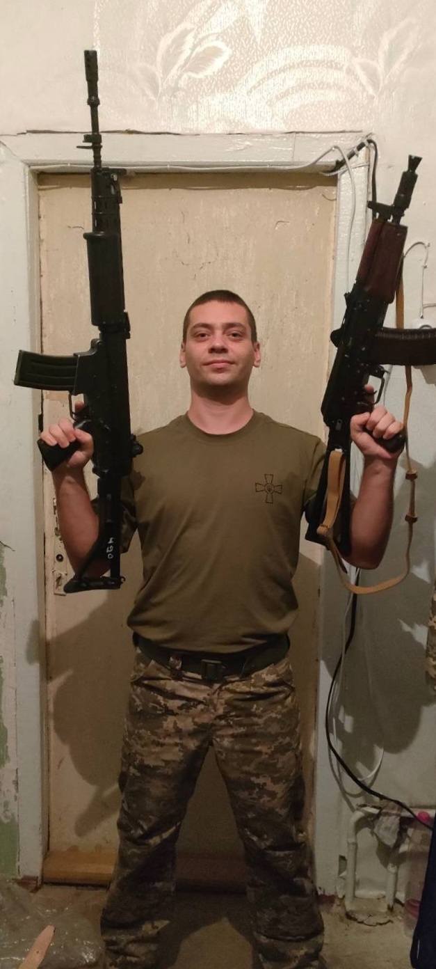 Ему навсегда будет 36: на Днепропетровщине попрощались с воином, который погиб в боях на Курщине. Фото