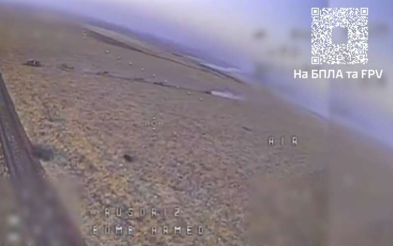 Разгром колонны оккупантов: в ВСУ показали мастерскую работу пилотов БПЛА и артиллеристов на направлении Курахово. Видео