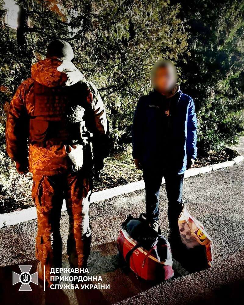 Пограничники задержали военного, который совершил СЗЧ и сбежал в Румынию. Фото