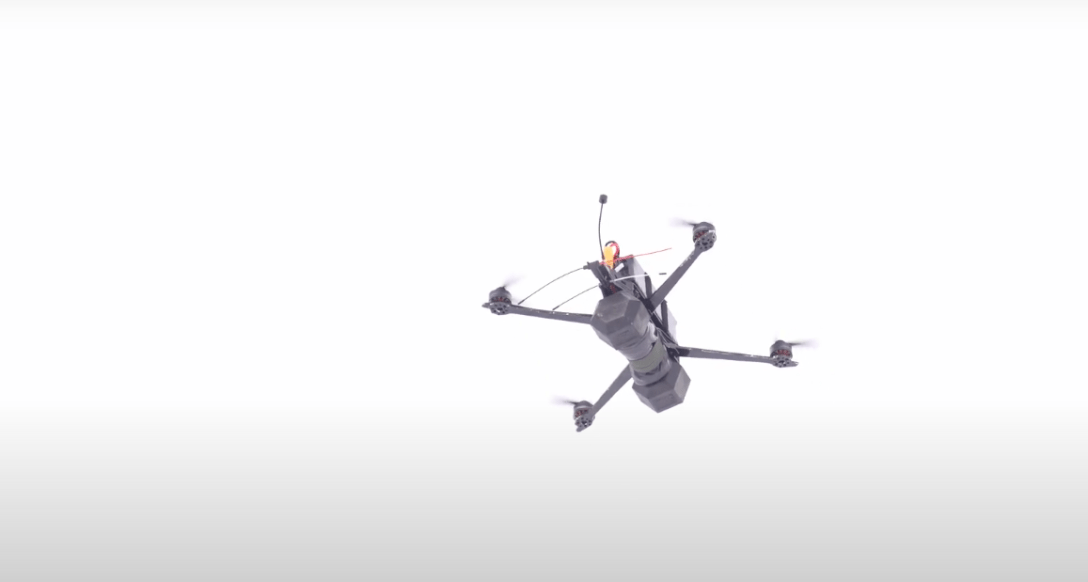 FPV drone, UAV, drone, unmanned aerial vehicle dqxikeidqxidqrant