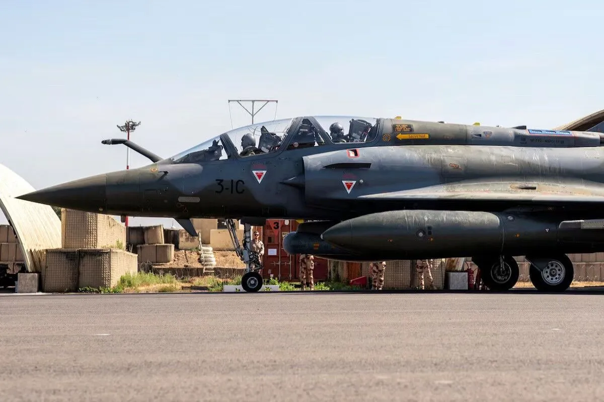 Первые самолеты Mirage покинули страну: Франция начала вывод войск из Чада