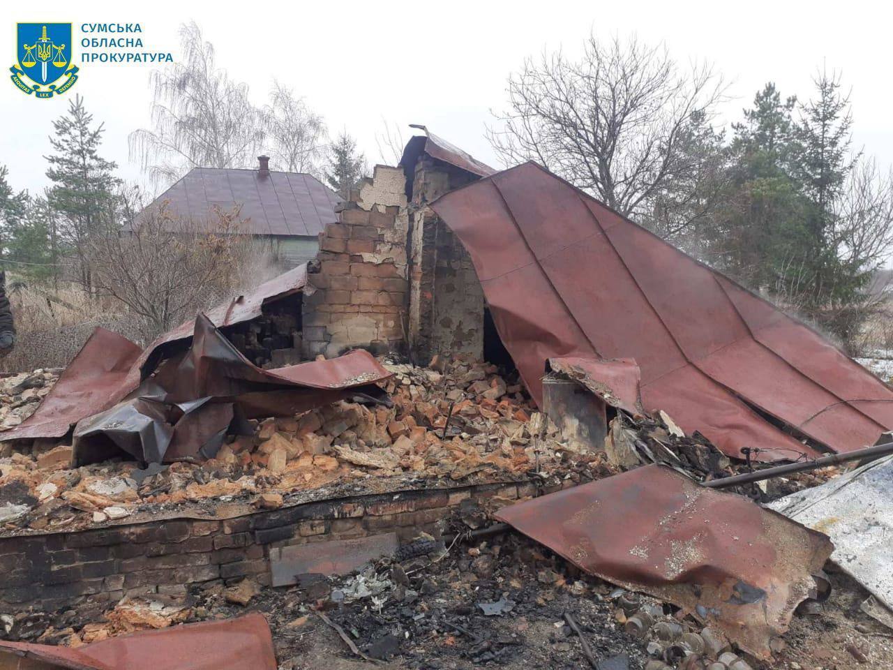 The house was completely destroyed: in the Sumy region, a couple died as a result of an enemy air strike. Photo dqxikeidqxidqrant