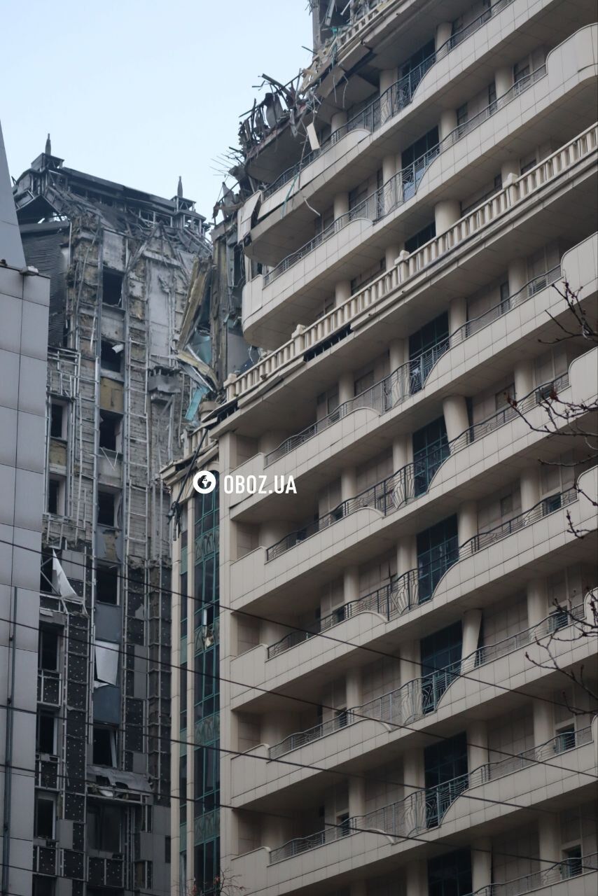 Damaged buildings and broken windows: consequences of the Russian shelling of Kyiv in the Holosiivskyi district. Photo report and video dqxikeidqxidqrant