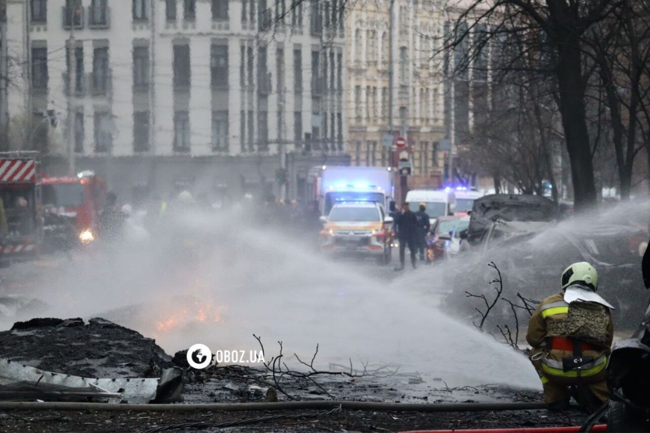 Damaged buildings and broken windows: consequences of the Russian shelling of Kyiv in the Holosiivskyi district. Photo report and video