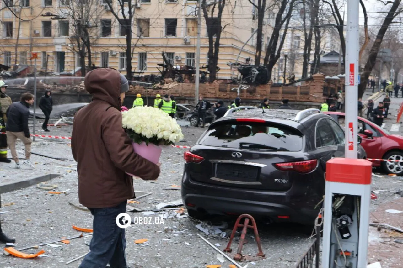 Damaged buildings and broken windows: consequences of the Russian shelling of Kyiv in the Holosiivskyi district. Photo report and video