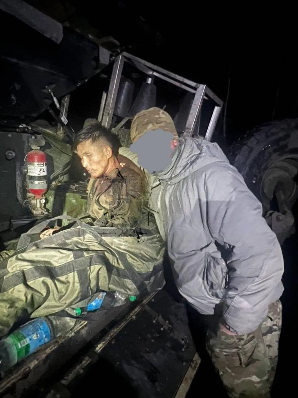 Special Operations Forces captured the first army fighter of the DPRK in the Kursk region. Photo dqxikeidqxidqrant