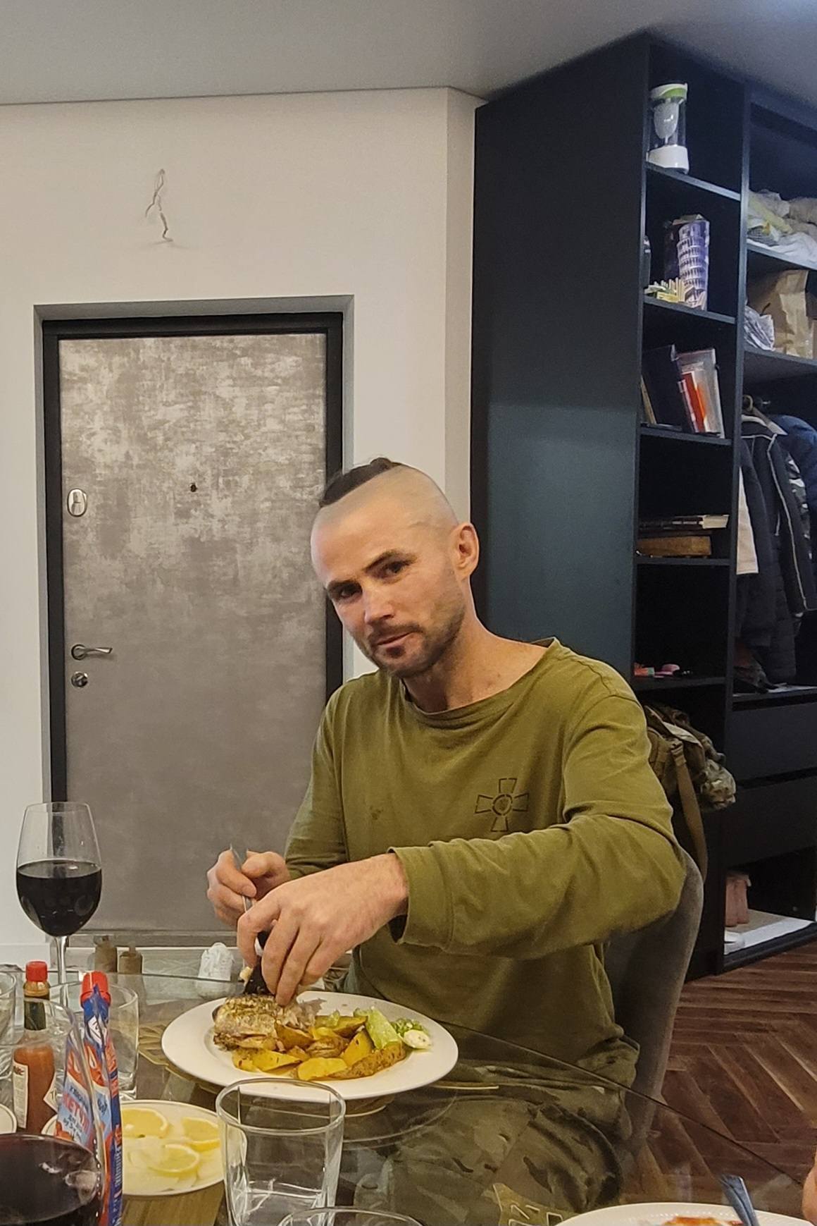 ³   :         ,     .  