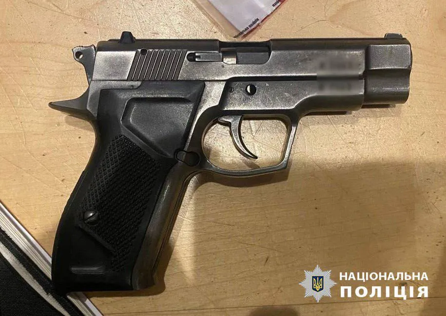 В Киеве конфликт между владельцами собак чуть не закончился убийством. Подробности дела и фото