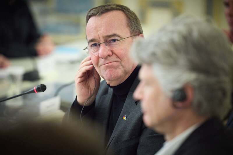 Про такі речі публічно не говорять: Пісторіус прокоментував можливість розміщення іноземних військ в Україні