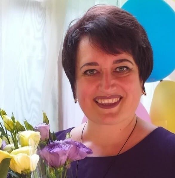 У Нікополі російський снаряд убив директорку гімназії: що відомо про загиблу