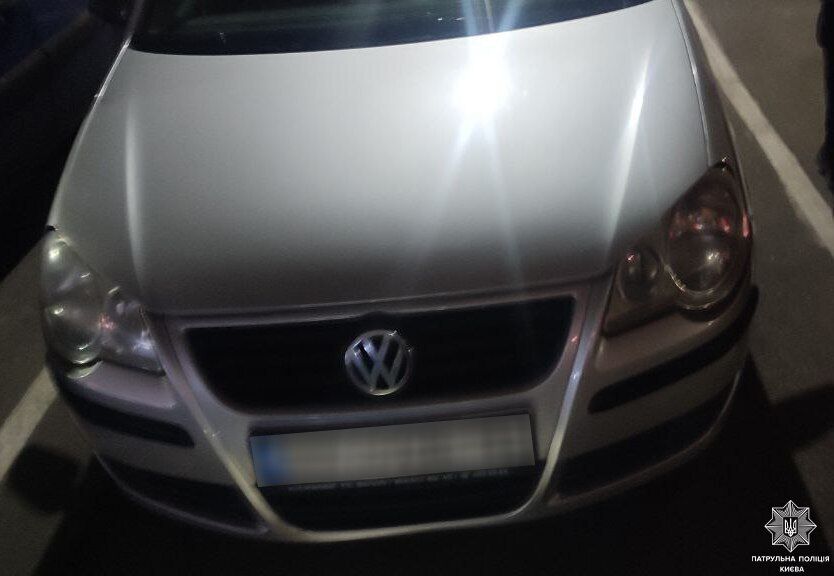 В Киеве на СТО мужчина стрелял из автомата и пытался скрыться: его задержали. Фото