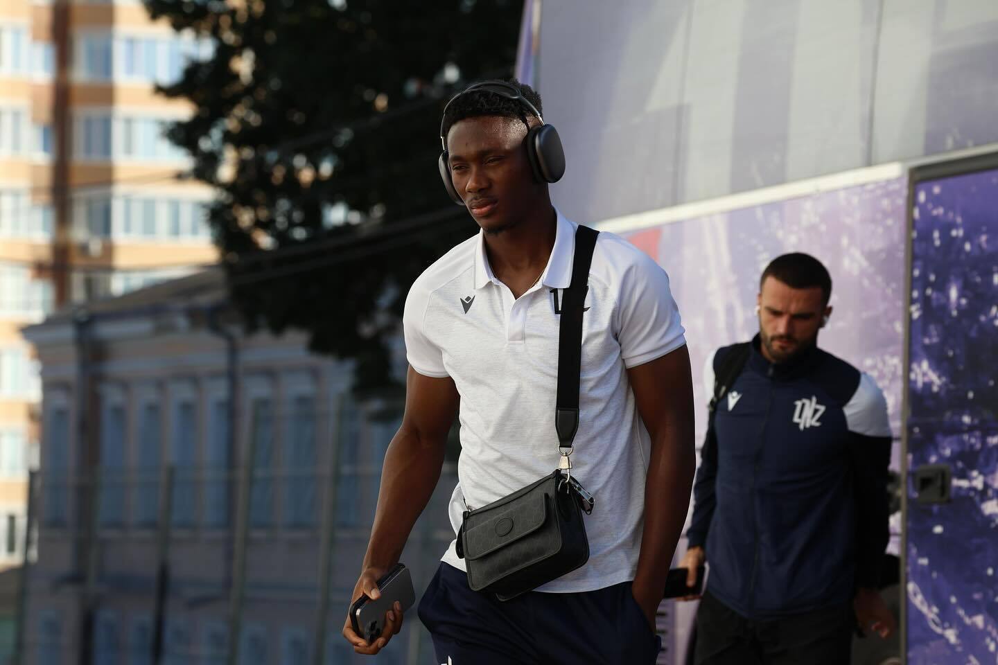 Футболіст клубу УПЛ через війну відмовився повертатися в Україну та втік