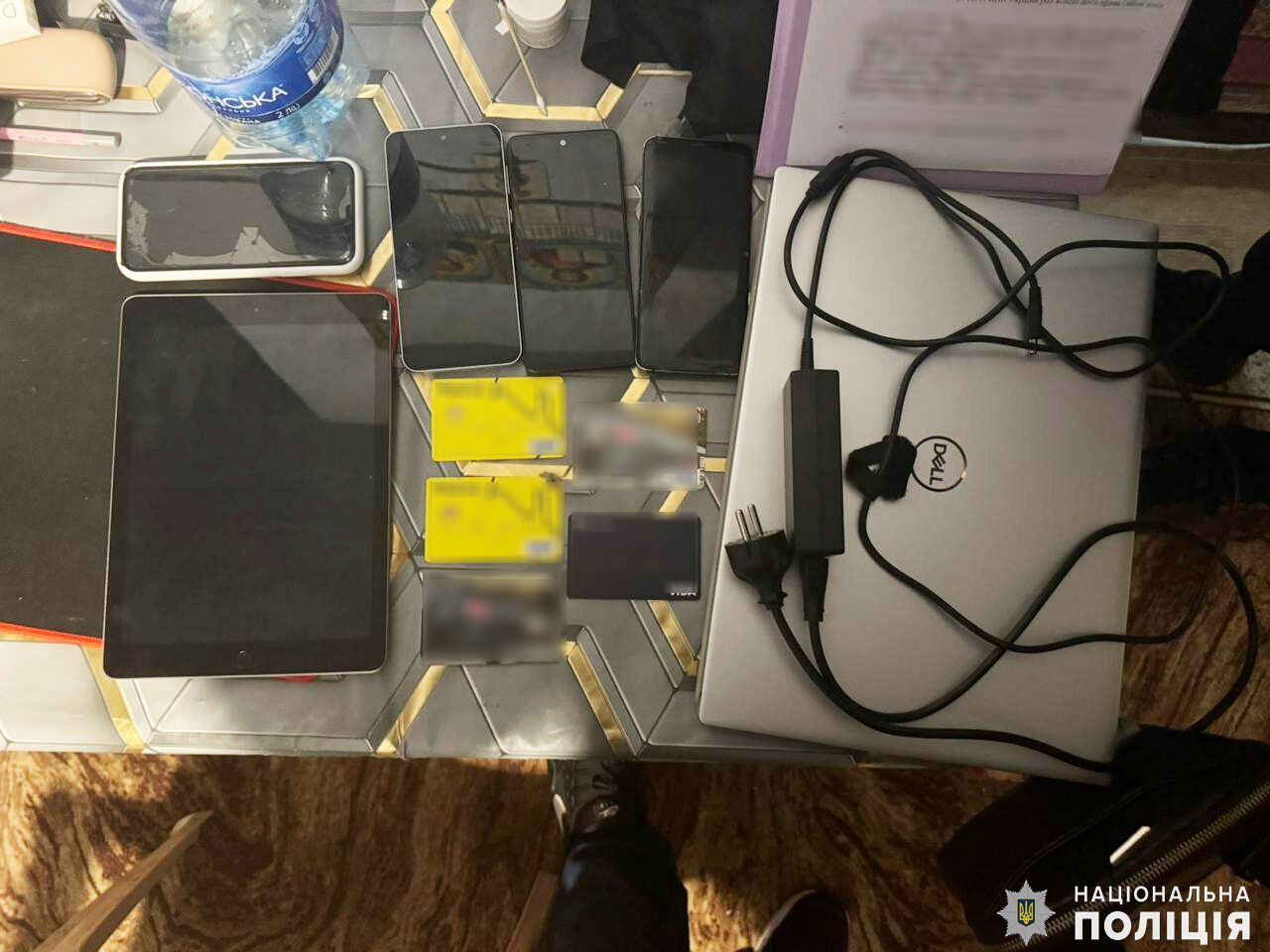 Требовали денежную помощь