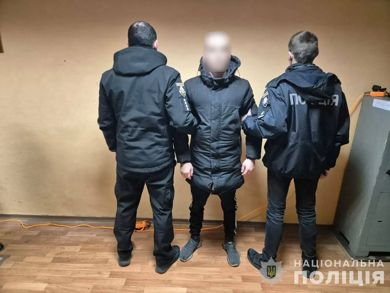 Прапор України зірвали у Кривому Розі - новини Кривий Ріг dqxikeidqxidqrant