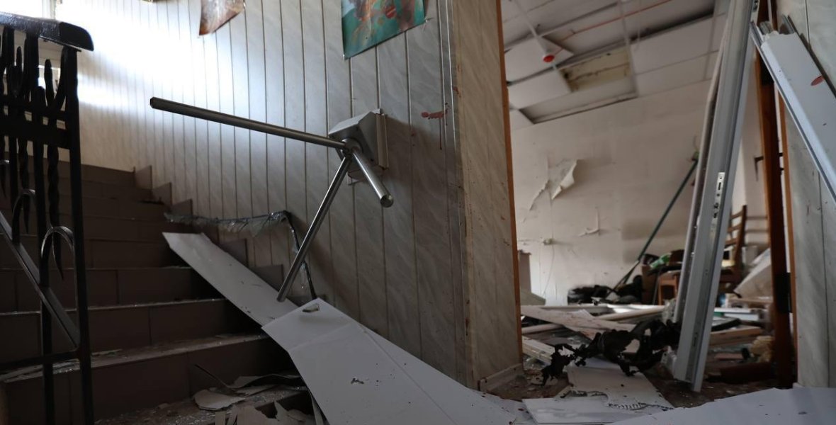 Russian strike on Izium, February 4, office